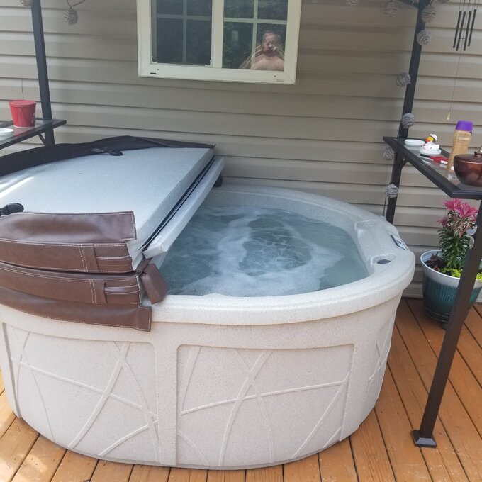 Lifesmart Spas 4 - Person 13 - Jet Oval Plug And Play Hot Tub