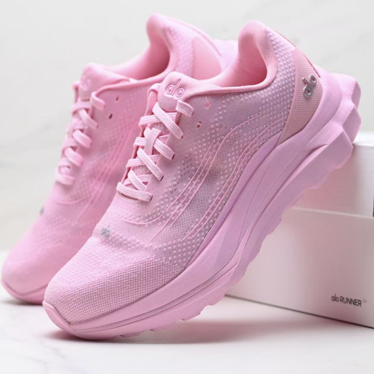 Alo Runner 10