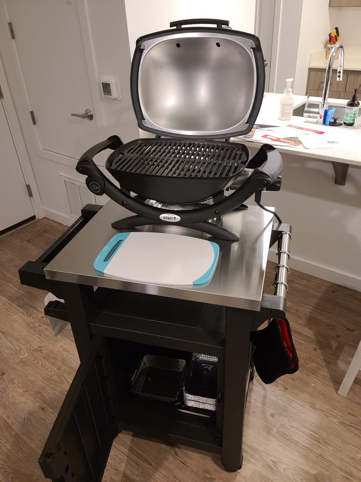 Weber Q1400 Electric Grill, Gray