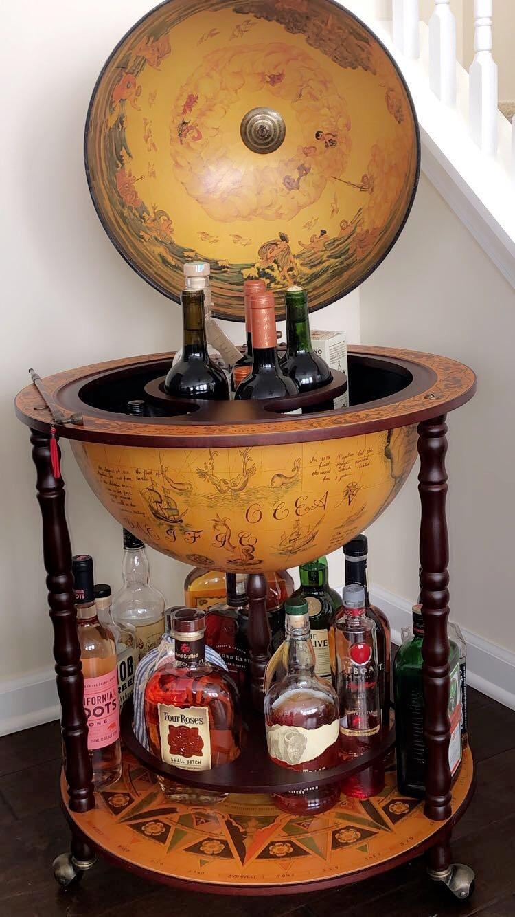 Design Toscano Sixteenth-Century Italian Replica Globe Bar Cart