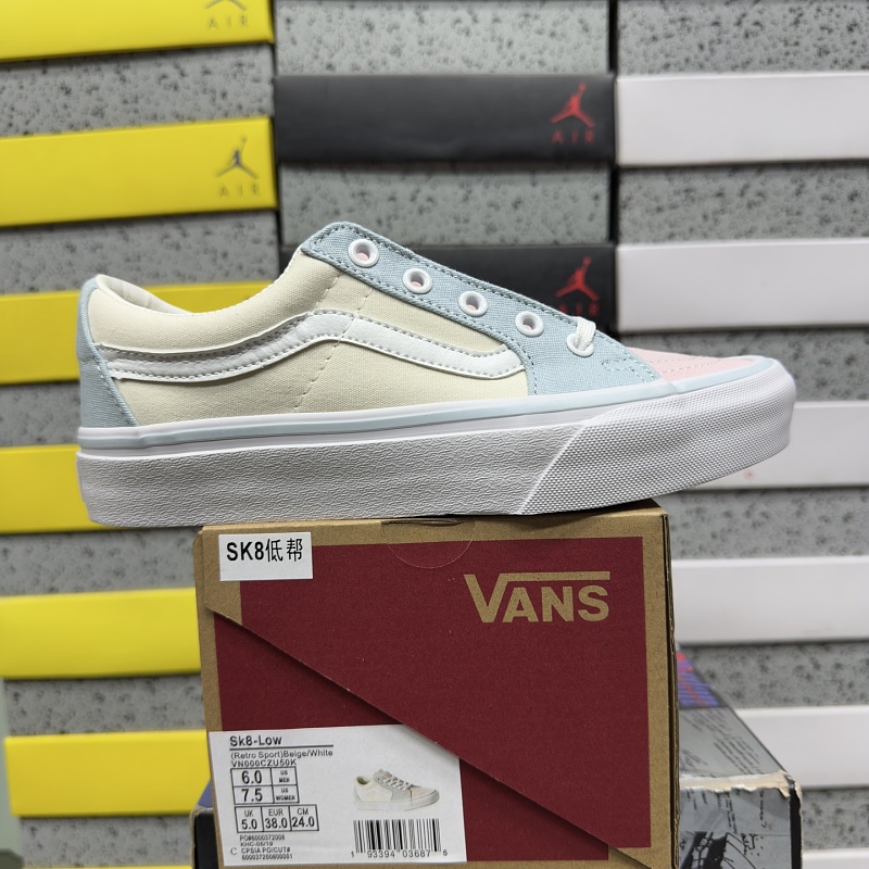Vans Skool White Low Top