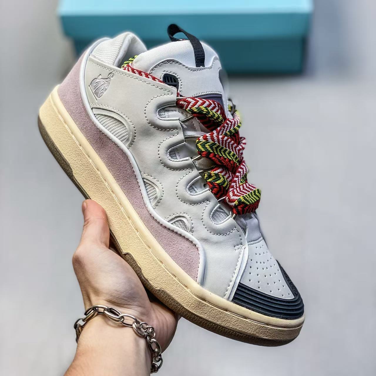 Lanvin Curb