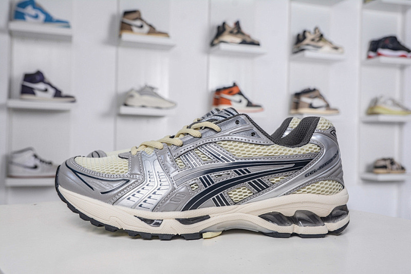 ASICS Running Shoes product