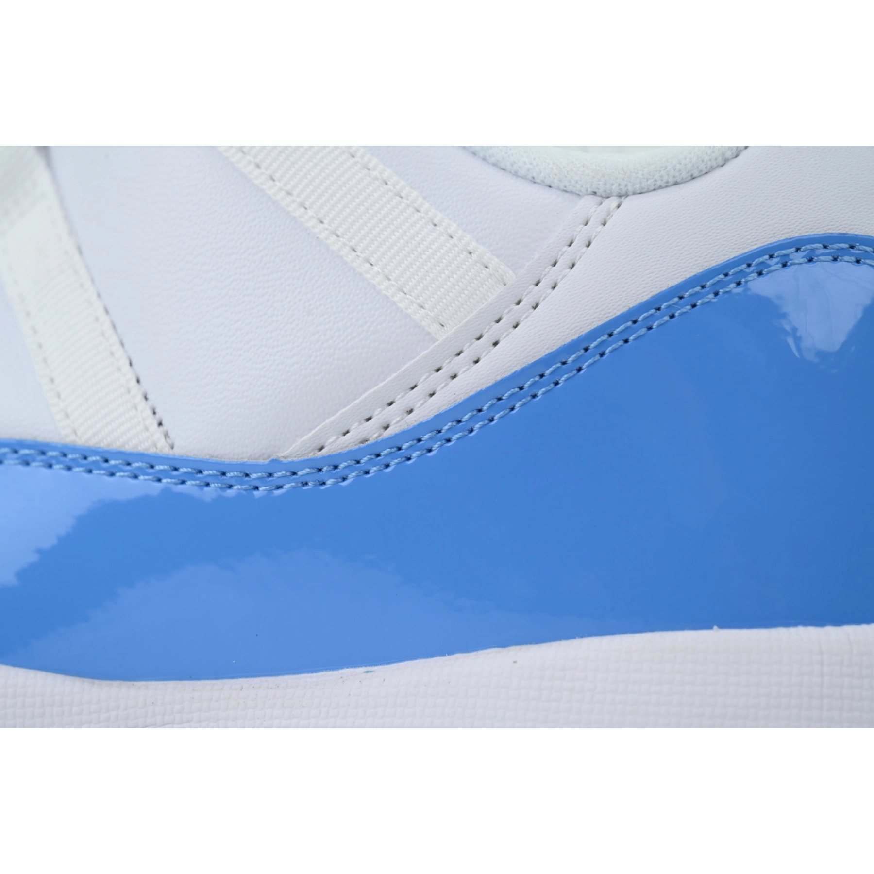 Air Jordan 11 Retro Low UNC (2026) FV5104-100