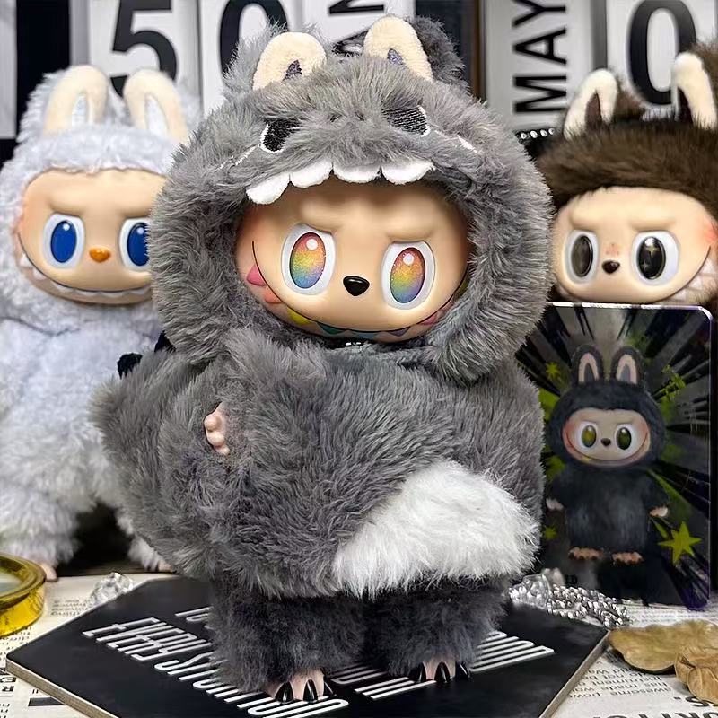 LABUBU clothing (excluding dolls)