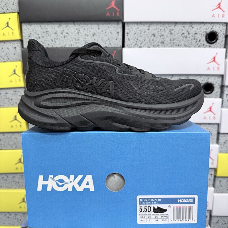 Hoka Clifton 9 Sneakers