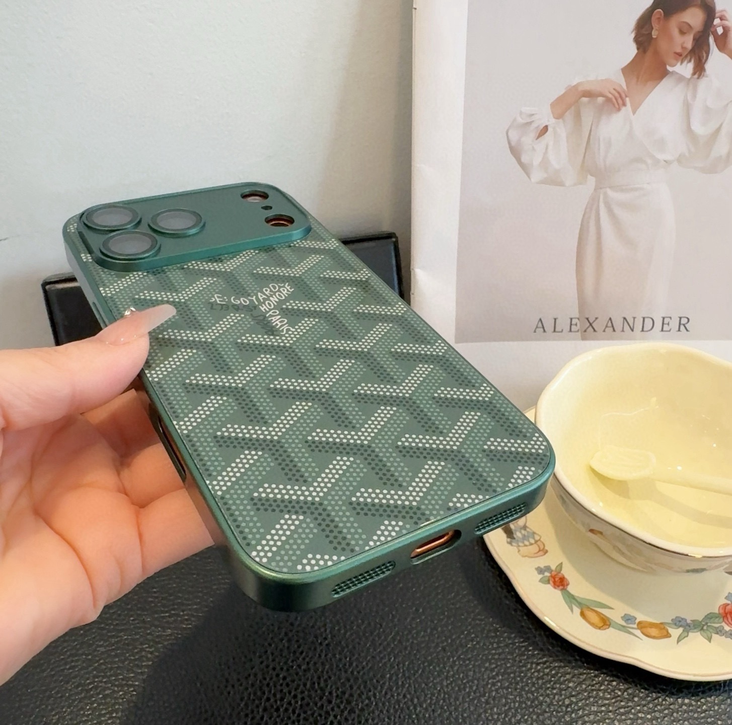 Goyard Classic Monogram Full Coverage Lens Frame Ultra Slim Luxury Phone Case