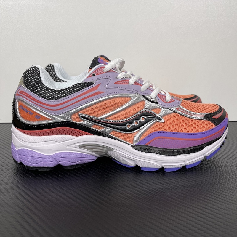 Saucony ProGrid Omni 9