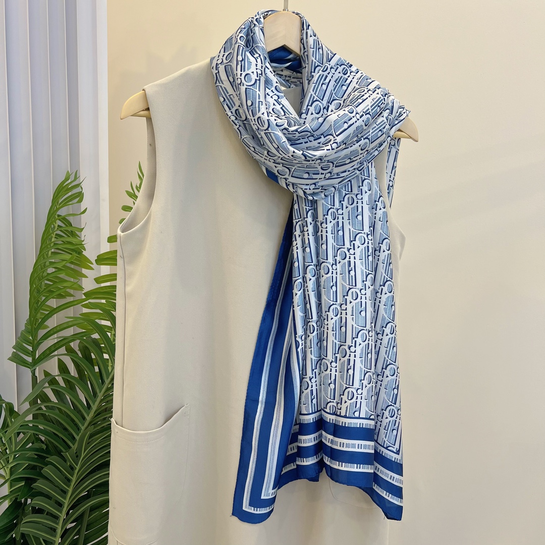 Dior Oblique Scarf Blue 90 x 180 cm product images