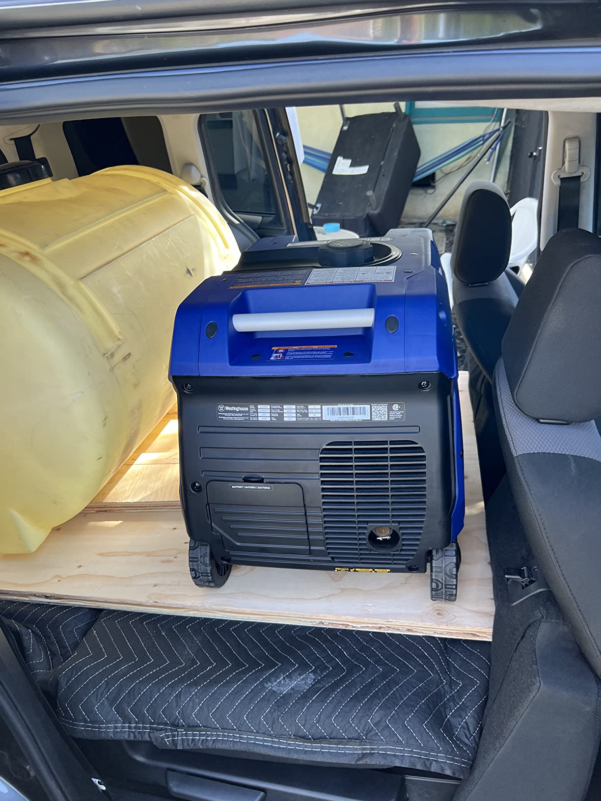 Westinghouse 4500 Watt Super Quiet Portable Inverter Generator