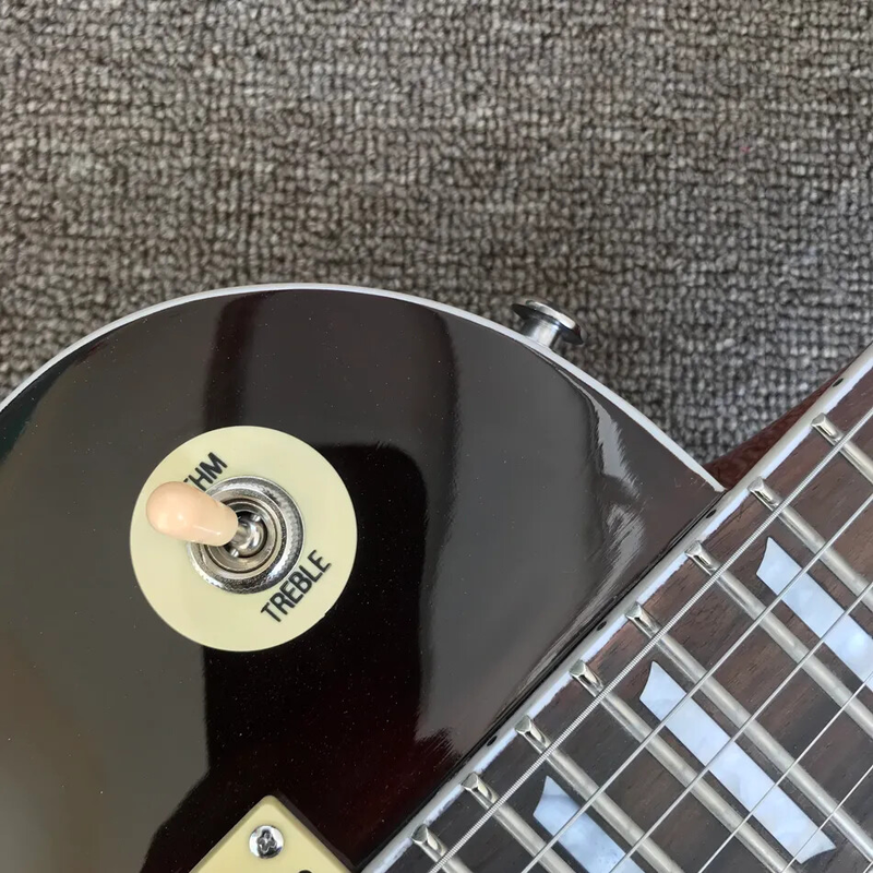 Made in China, High Quality Electric Guitar, Rosewoodd Fingerboard