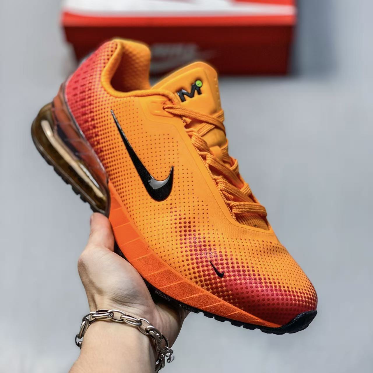 Air Max Phoenix 6