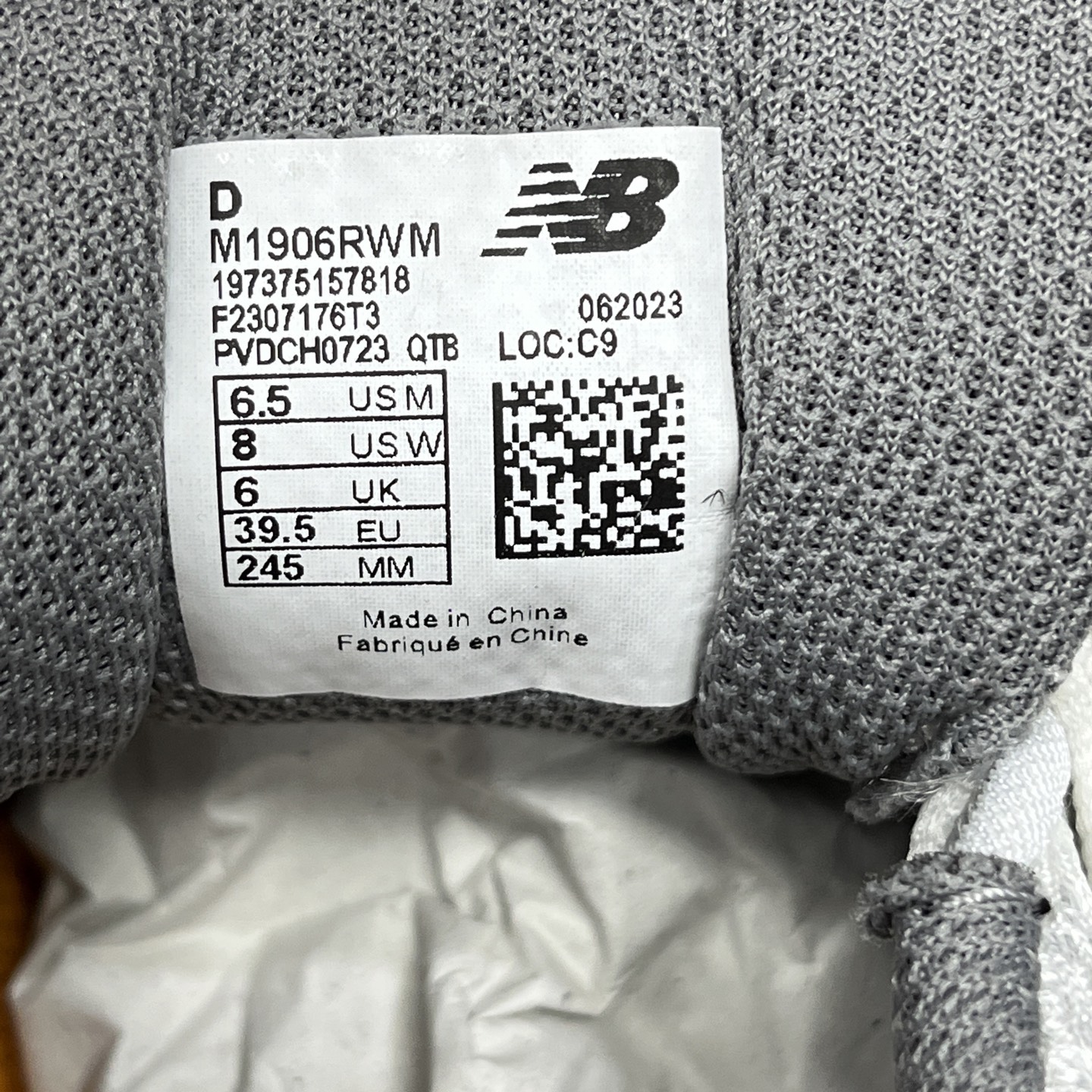 New Balance 1906 Sneakers detail 3