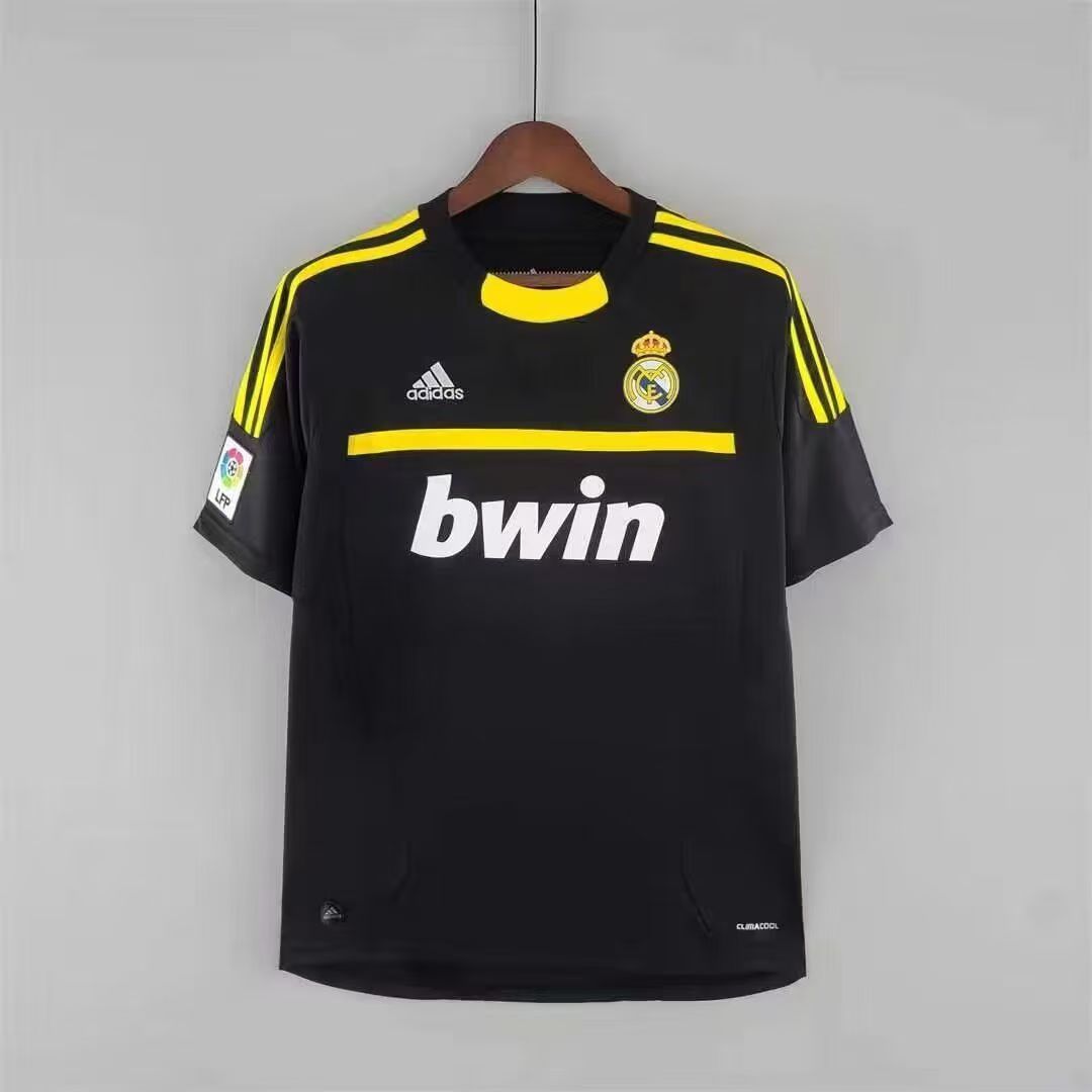 Real Madrid Retro Black Goalkeeper Jersey 11/12