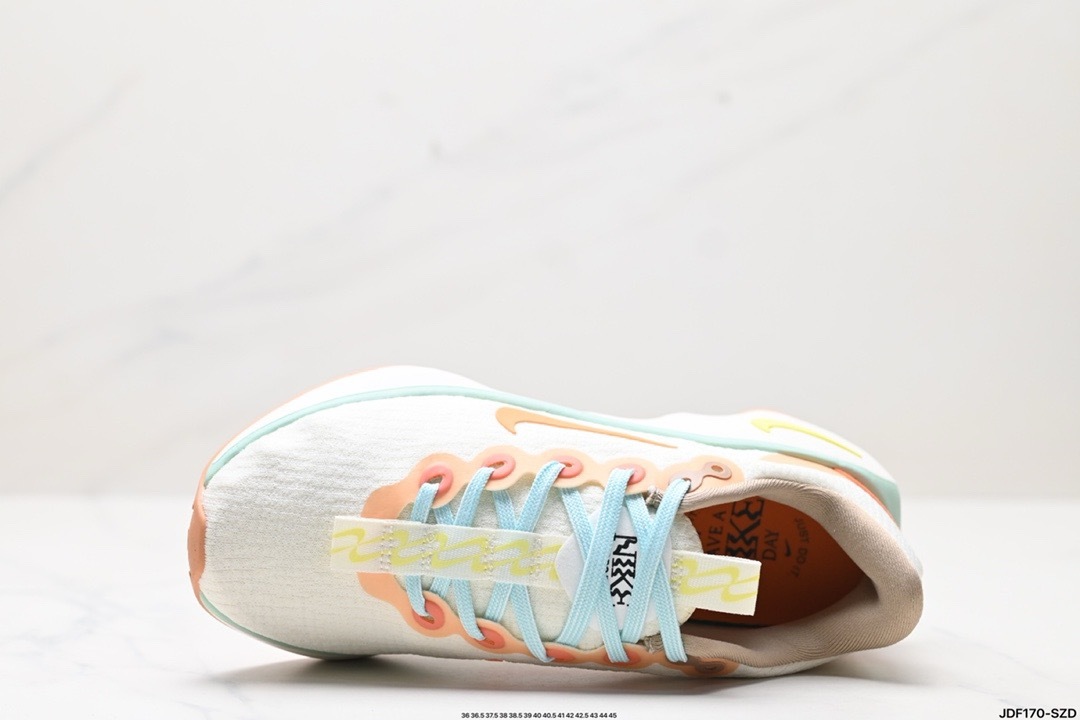 Nike MOTIVA