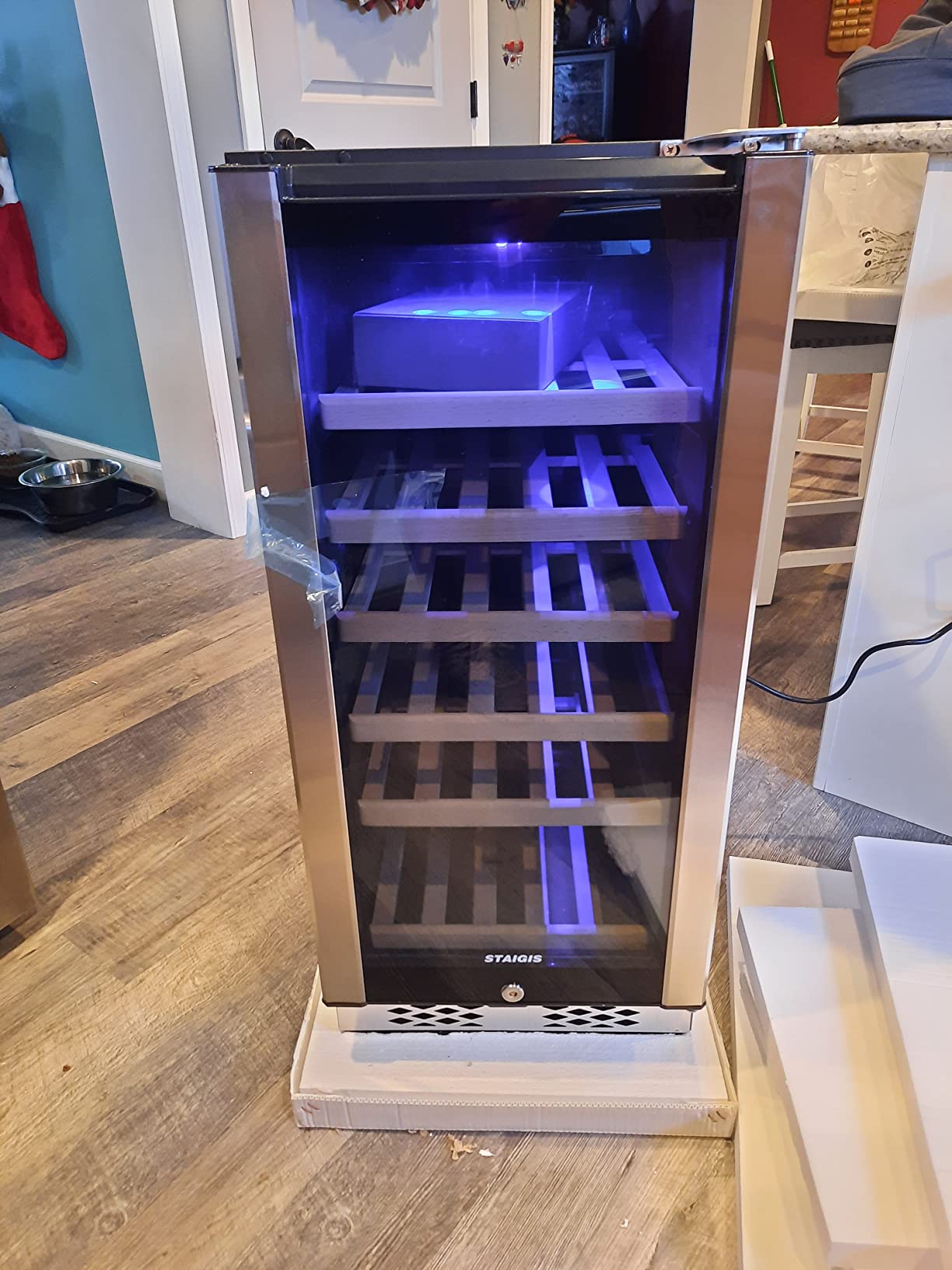 STAIGIS Wine Fridge