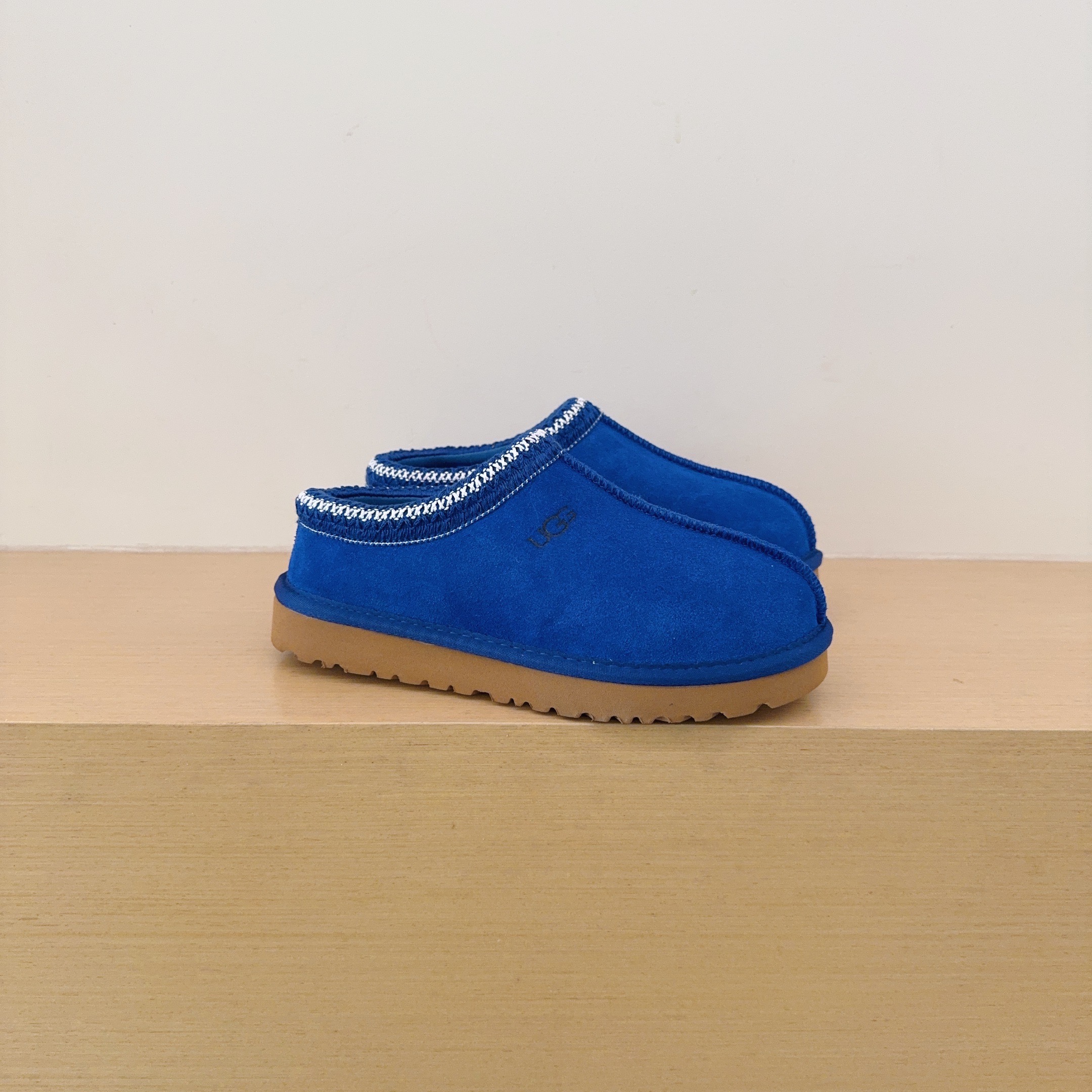 UGG Kids Ethnic Pattern Low Sole