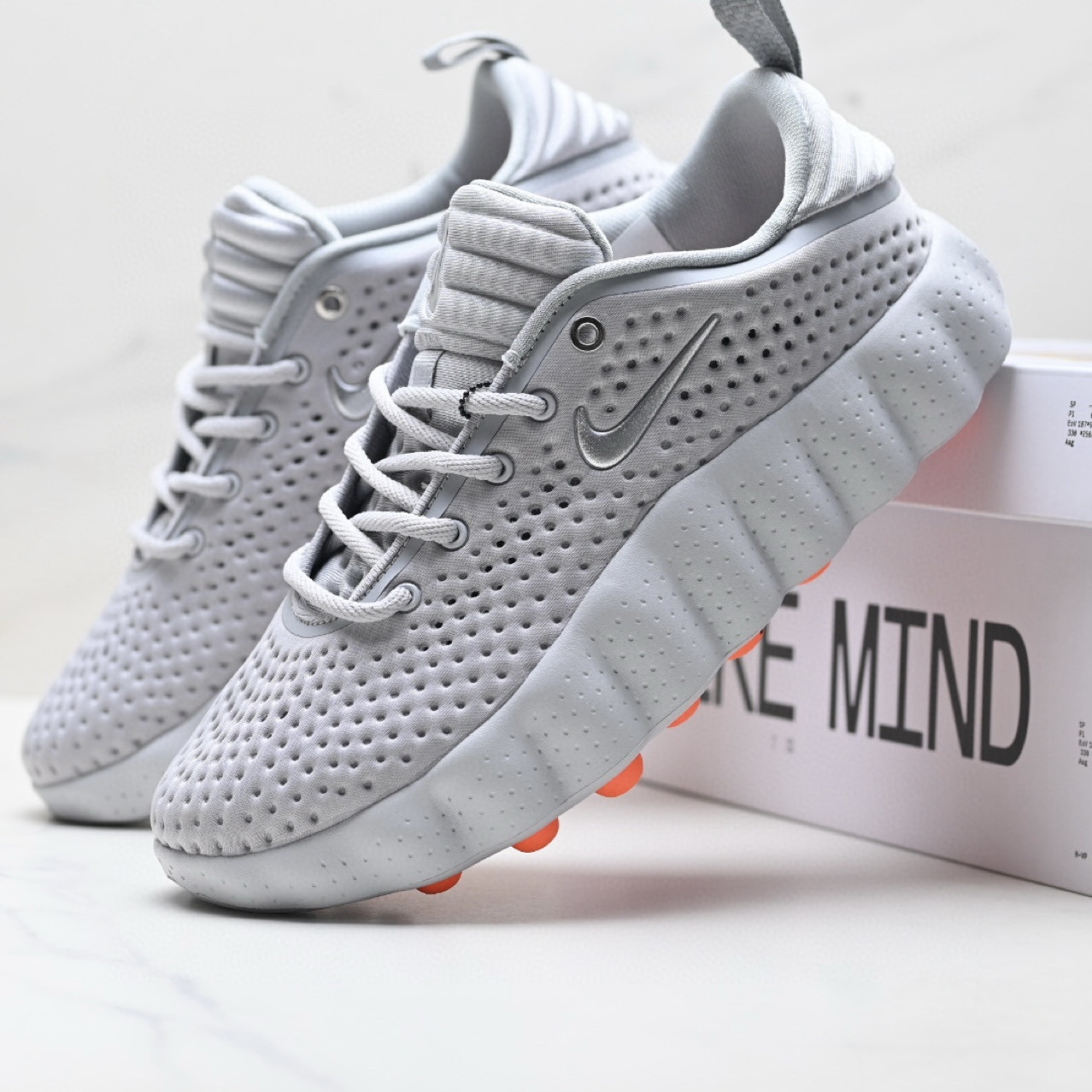 Nike-Mind 002