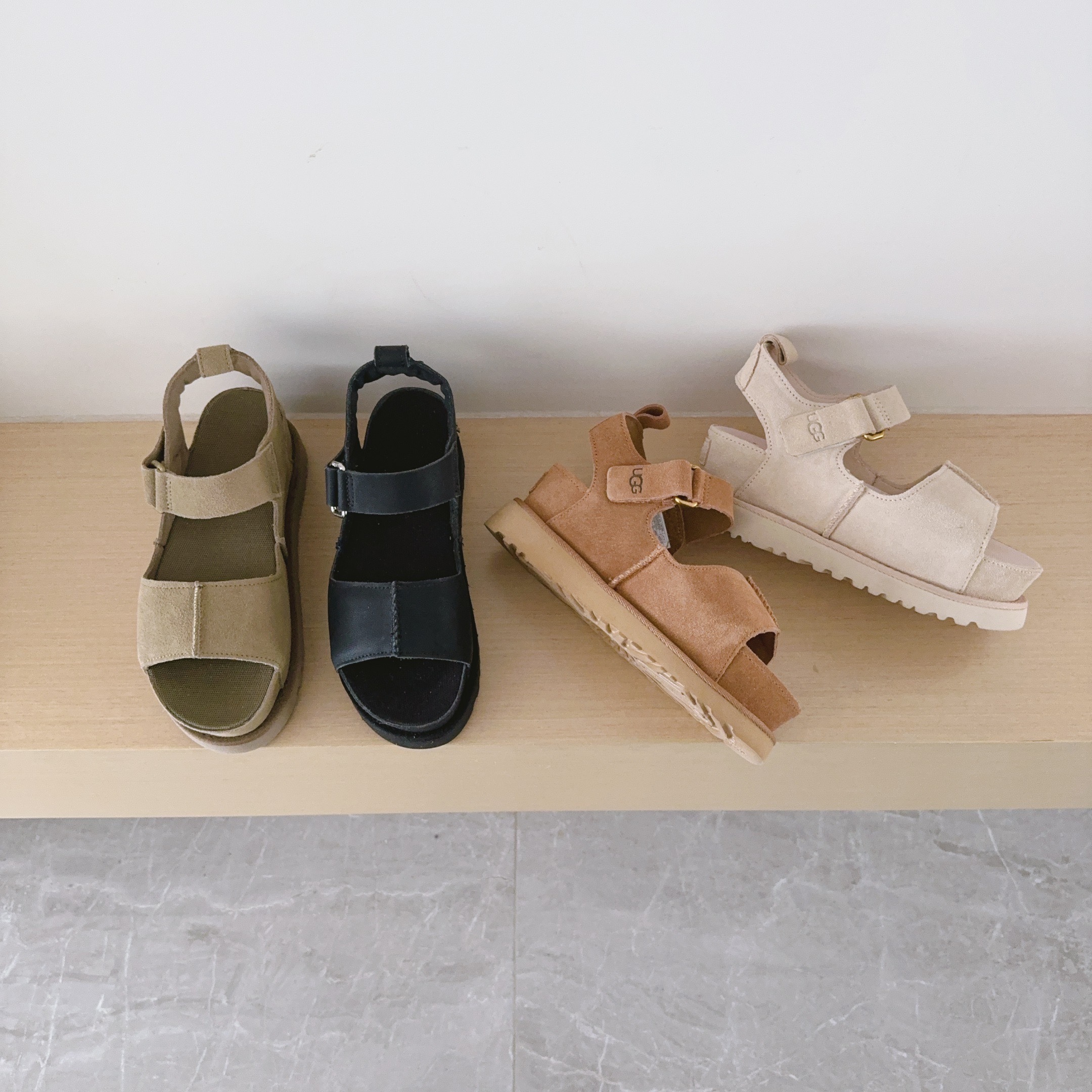Center Seam Sandals