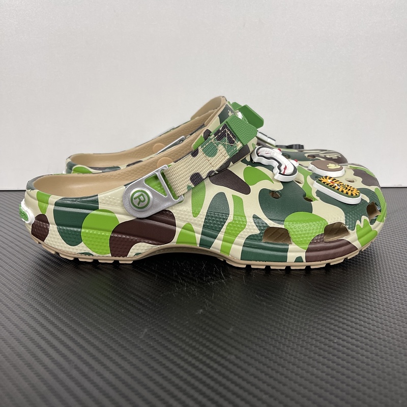 Crocs x BAPE Clog - Green