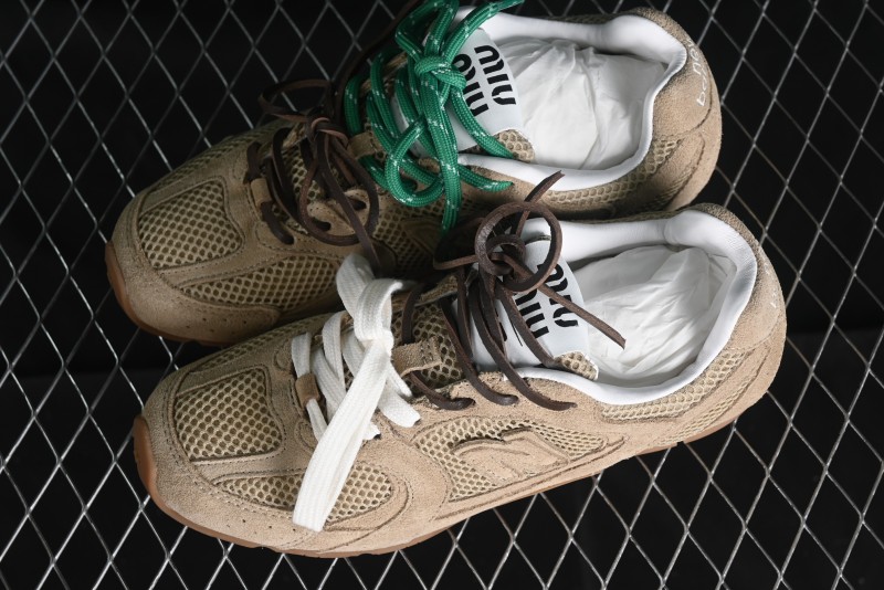 New Balance 530