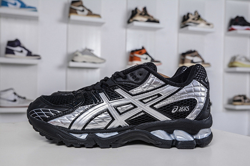 ASICS Running Shoes product