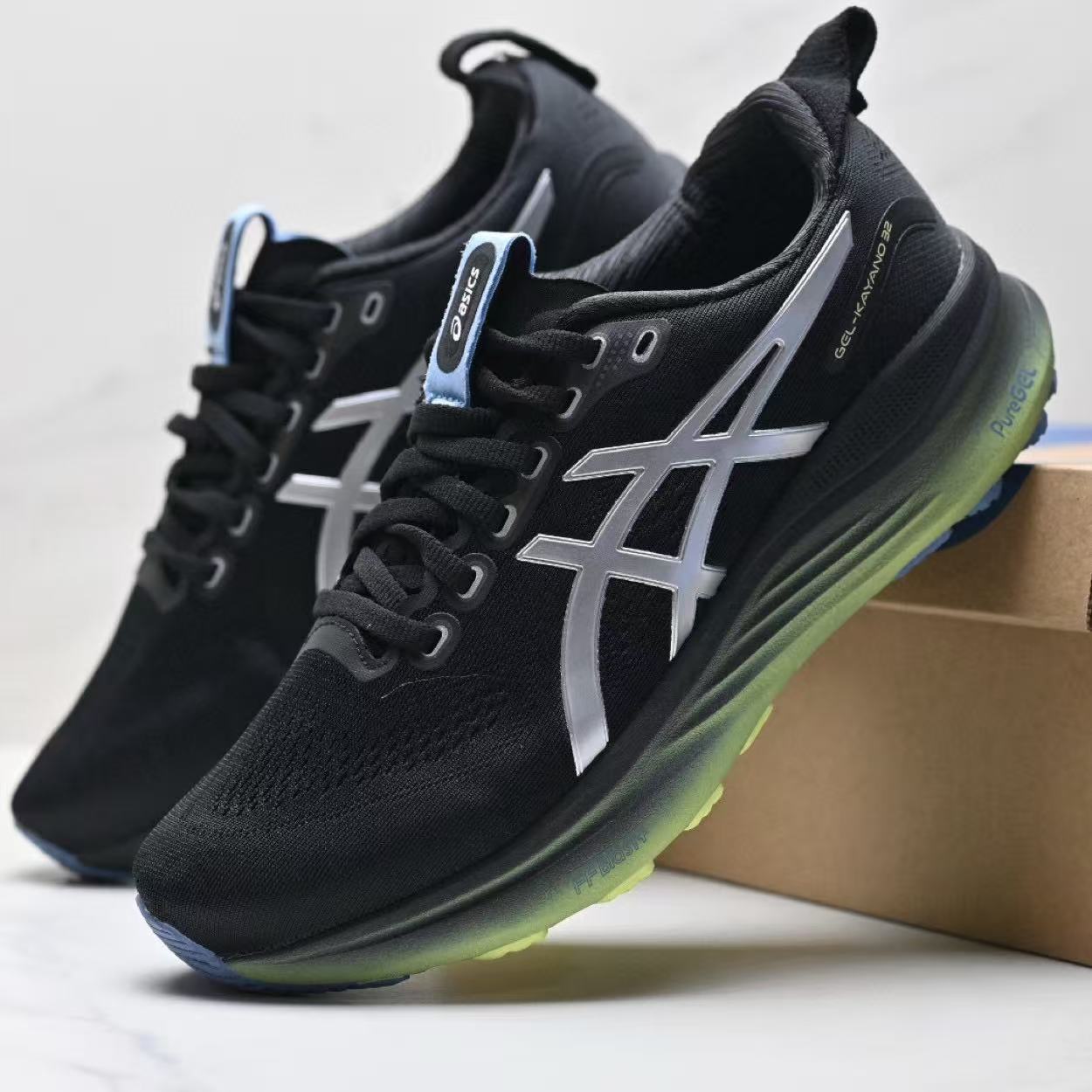 ASICS Gel-Kayano 32