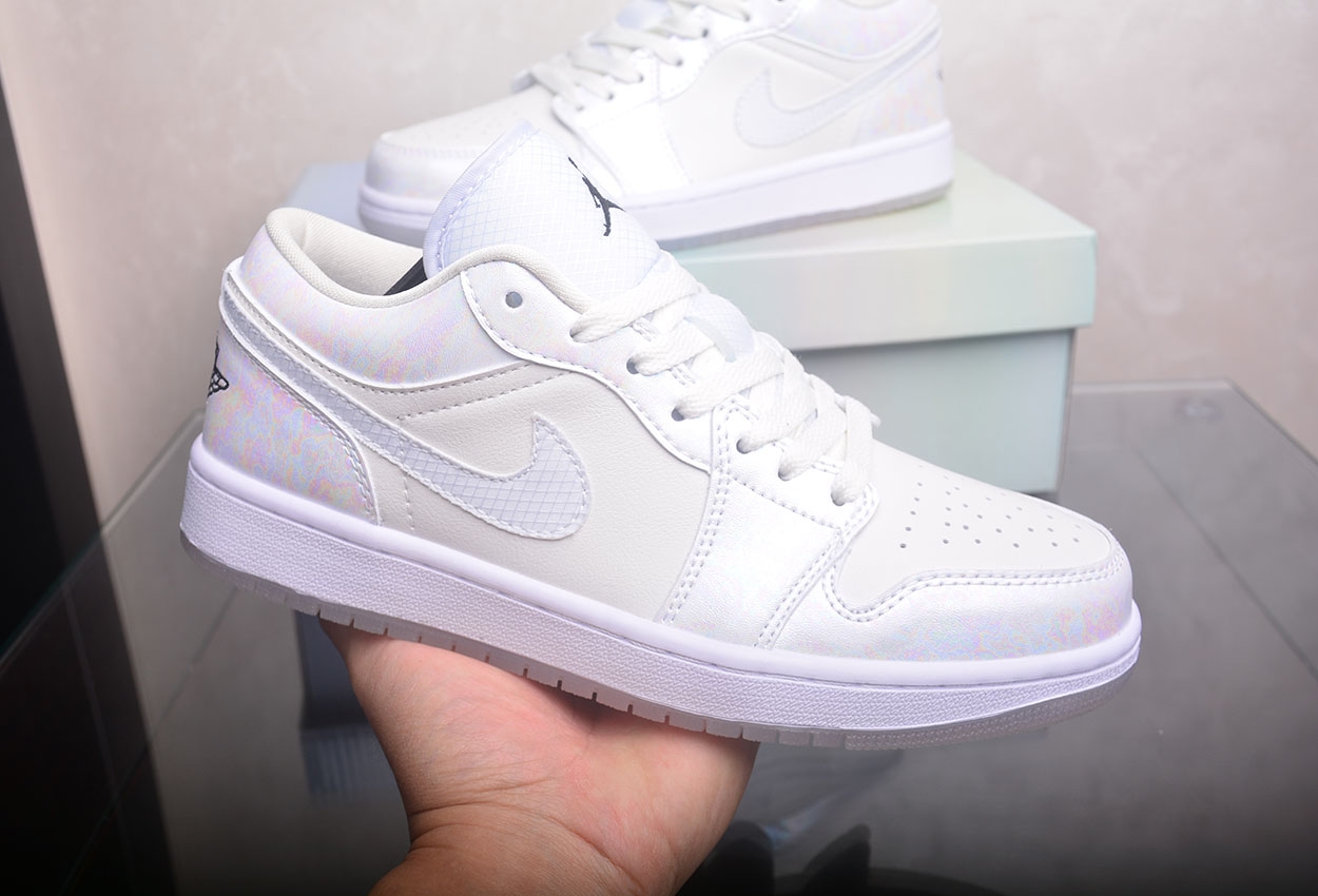 AJ1 retro low wmns cny