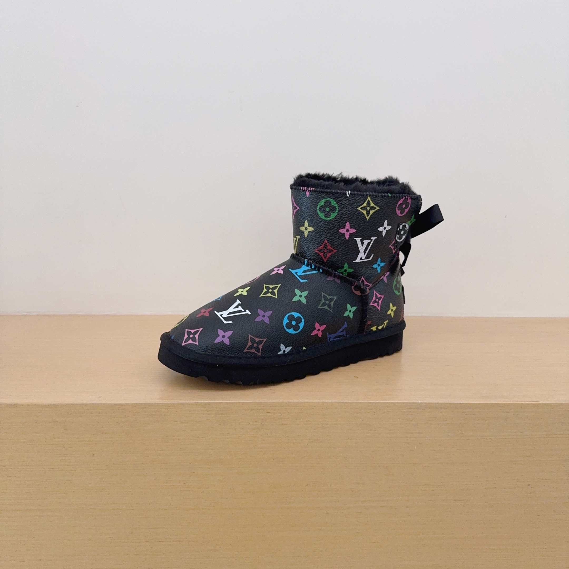 UGG Kids Collaboration Single Ribbon