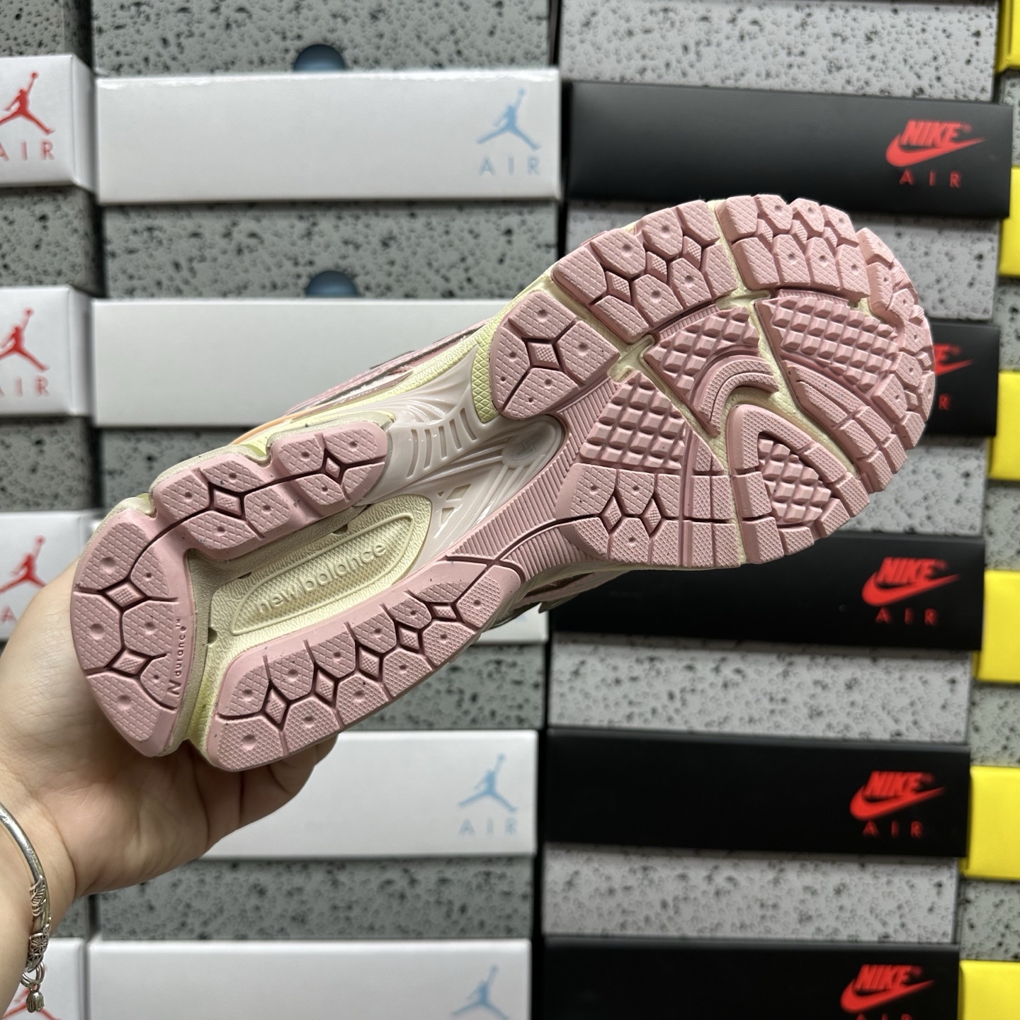 New Balance 1906 Sneakers detail 3