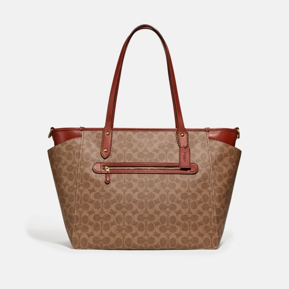 COAthtCH Classic handbags