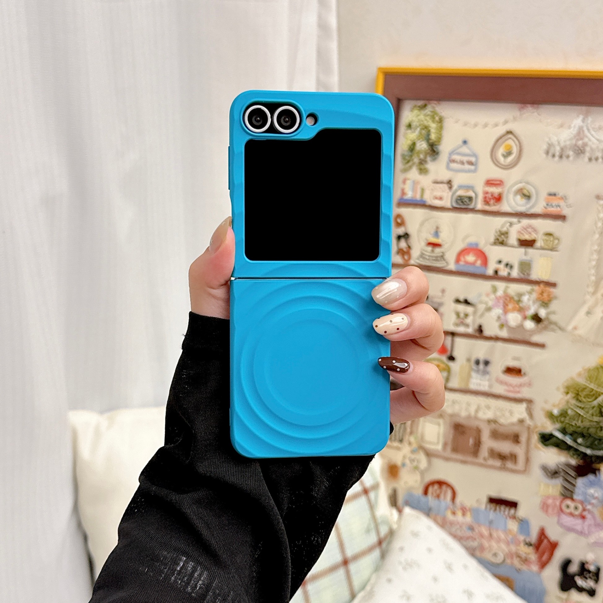 Galaxy Z Flip 6 Protective Case Precise Fit - back view
