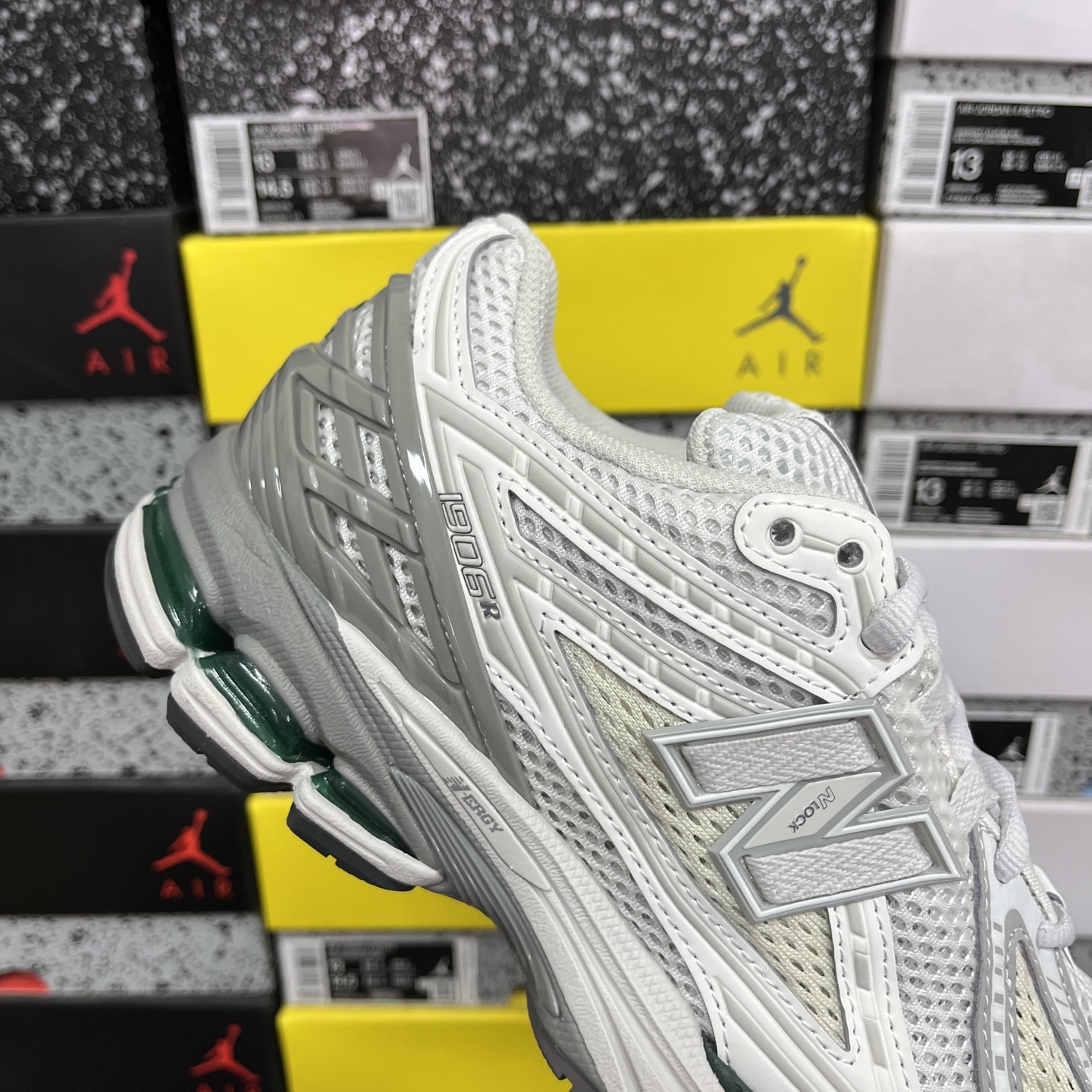 New Balance 1906 Sneakers detail 2