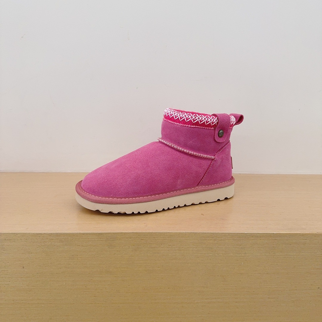 UGG Classic Ultra Mini Fluffy Collar Boots
