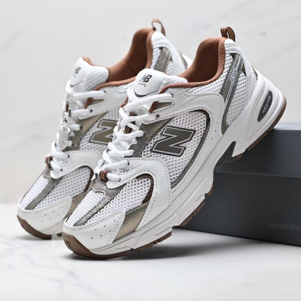 New Balance 530