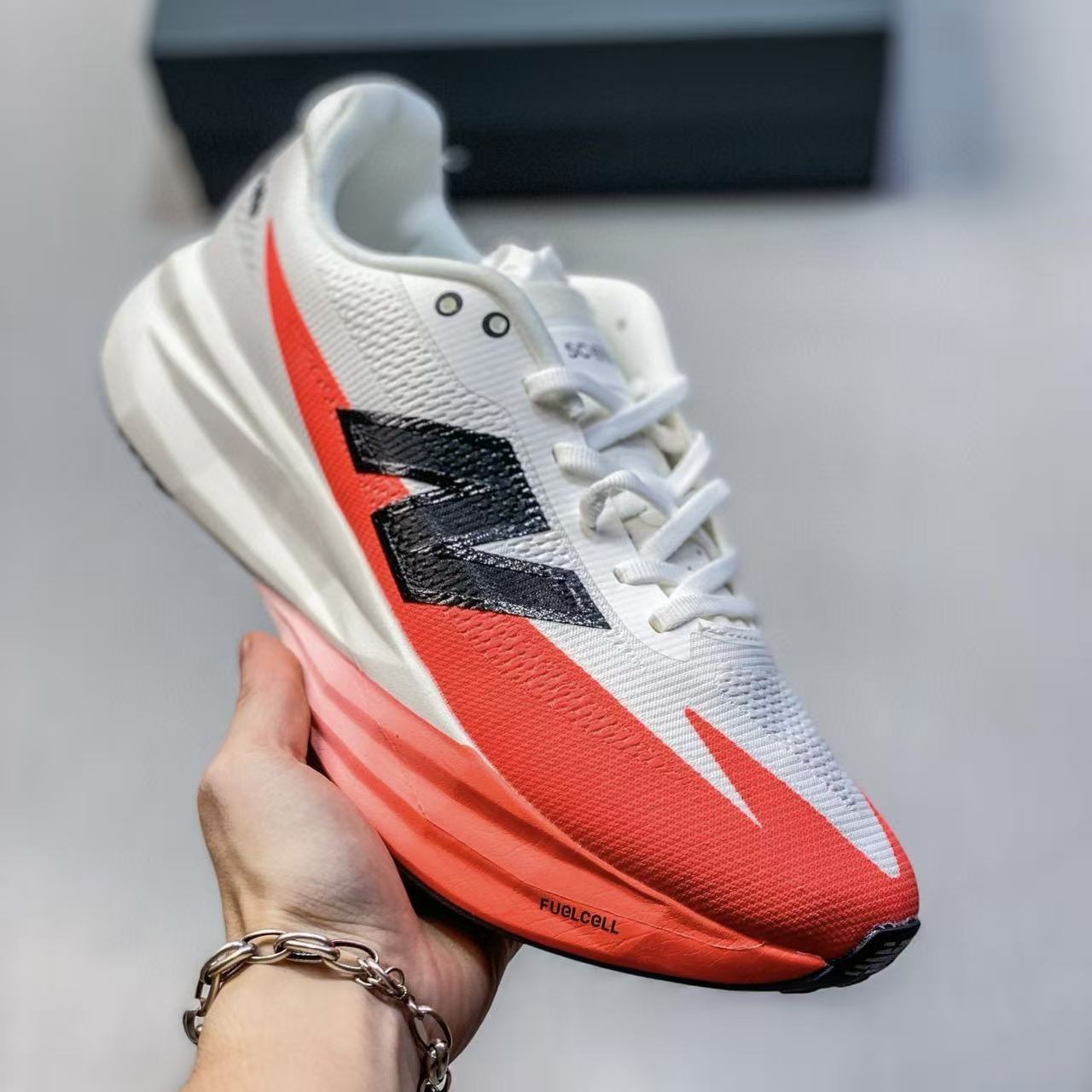 New Balance FuelCell Rebel V5