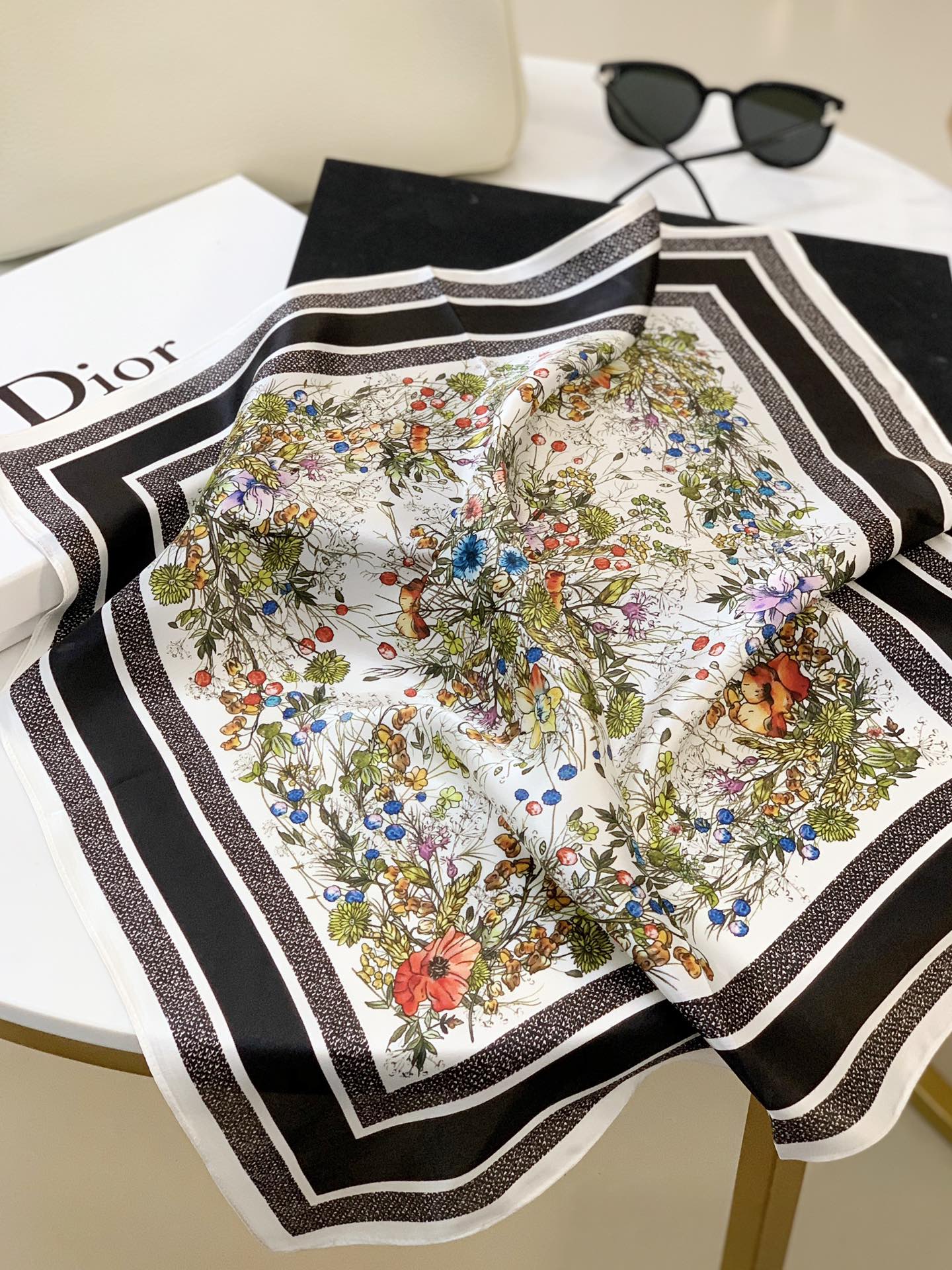 Dior Scarf Style 031 SKU images