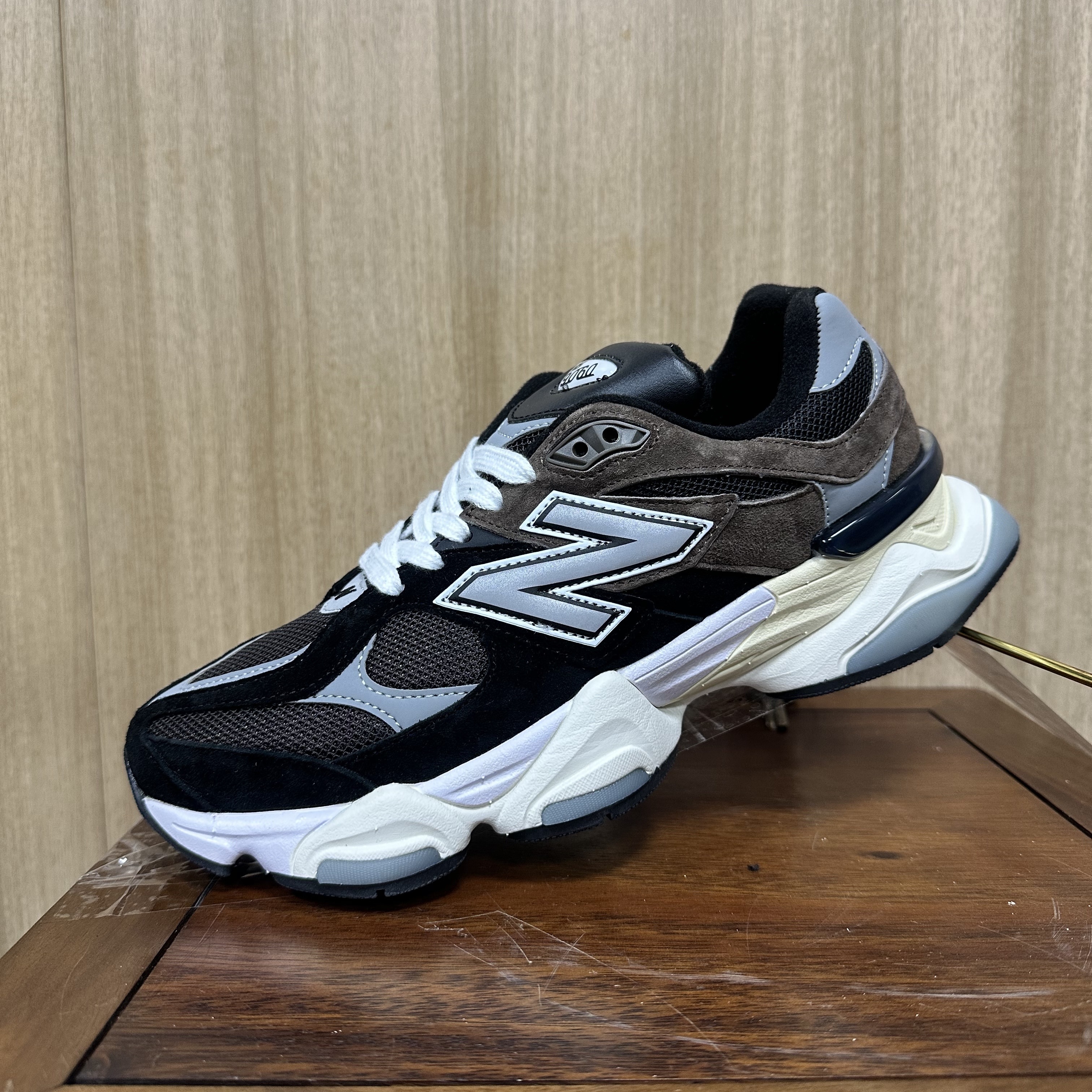 New Balance 9060 Collection