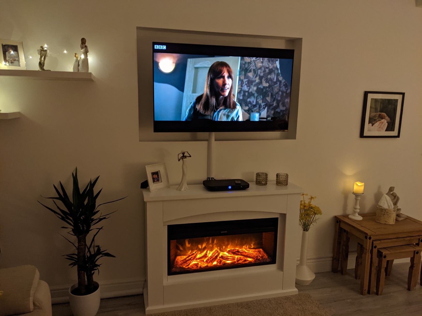 Callaway Grand Electric Fireplace