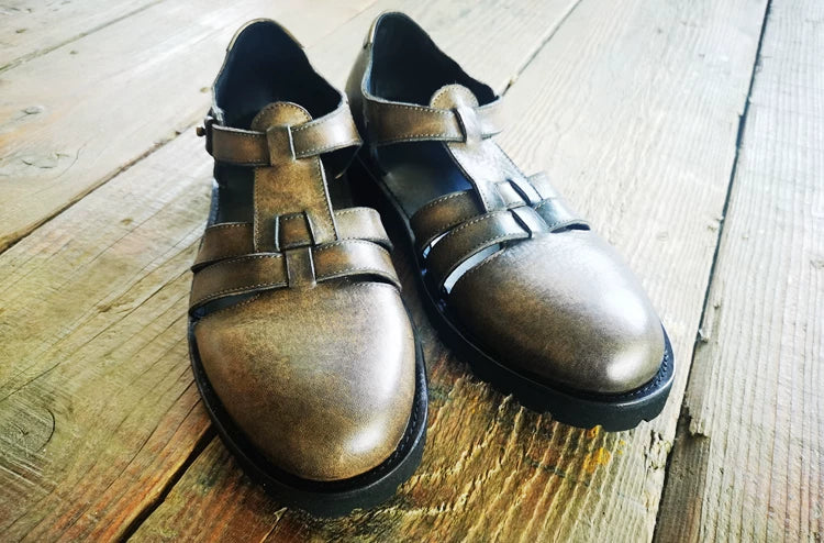 Roman cowhide distressed casual shoes