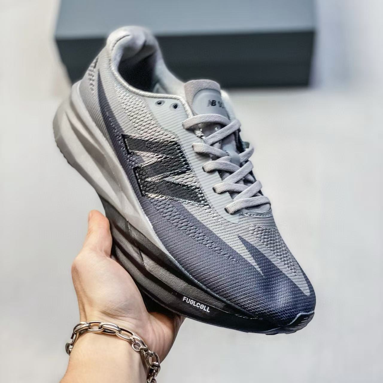New Balance FuelCell Rebel V5