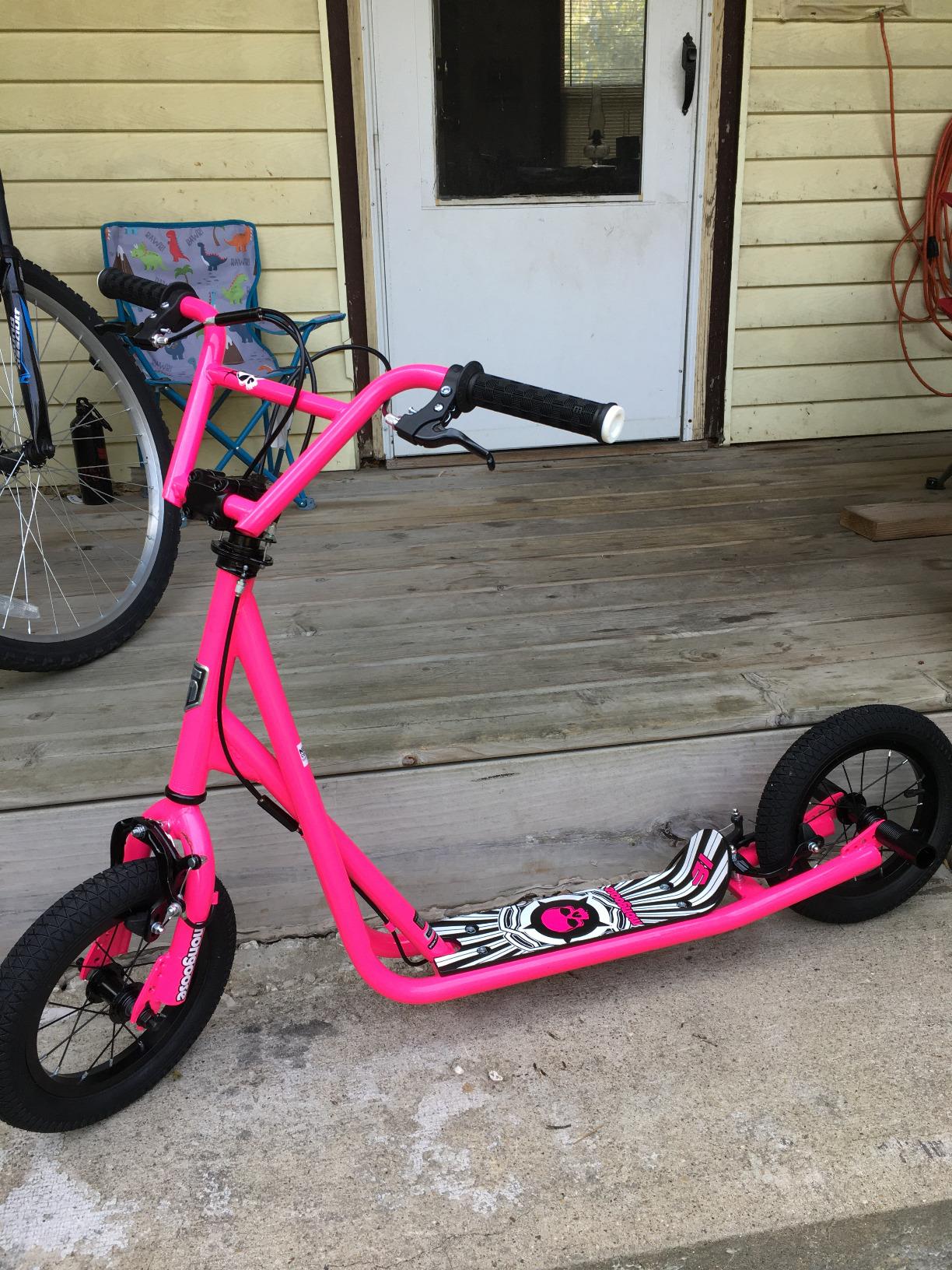 Expo Youth Scooter