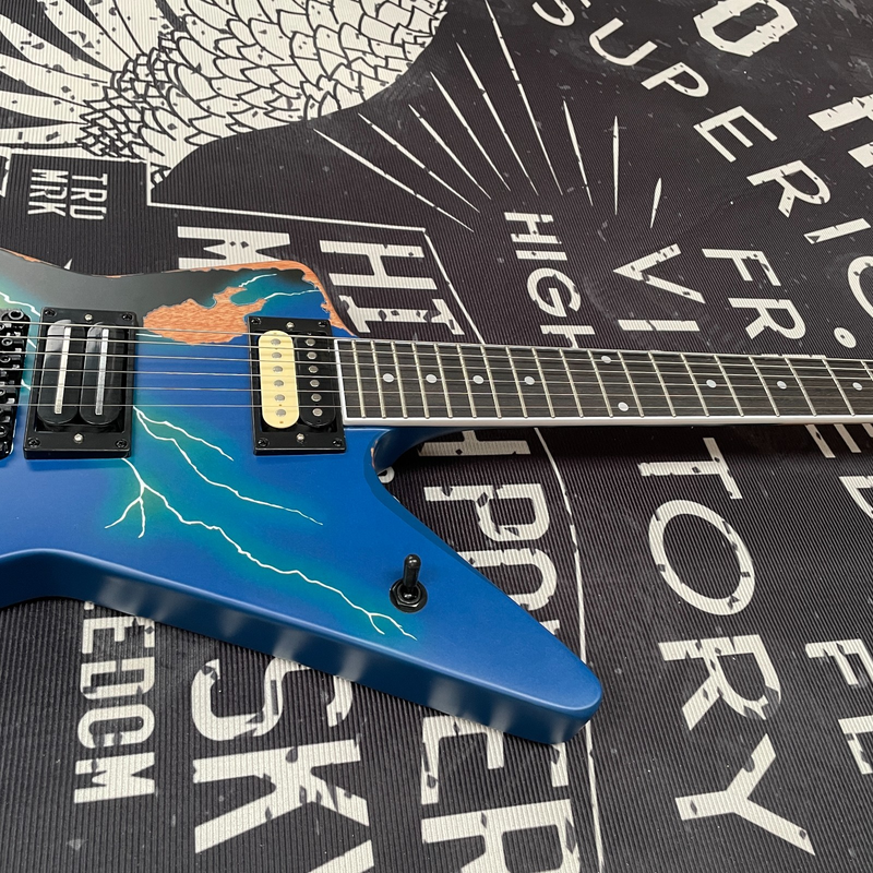 Relic Blue Dime Electric Guitar Aged Body Lightning Black Floyd Free Ship