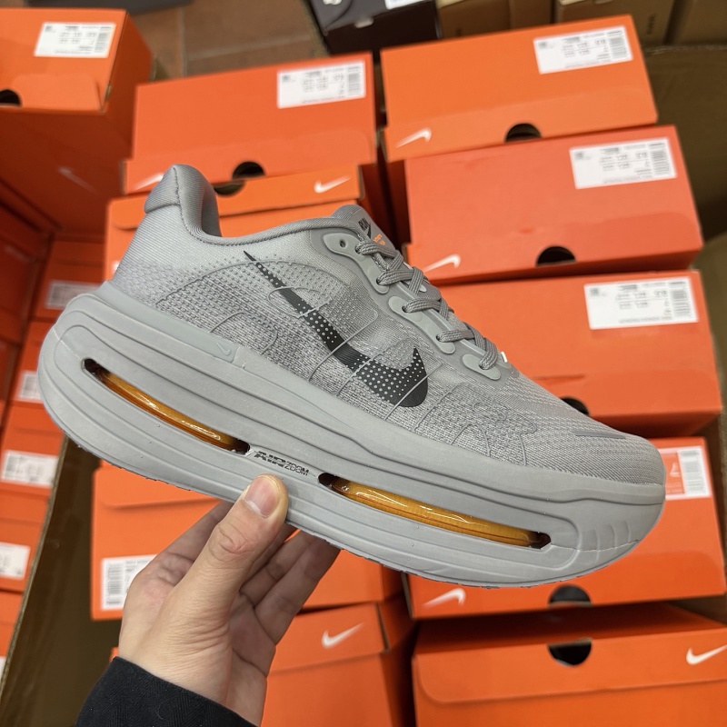 Nike Vomero Premium