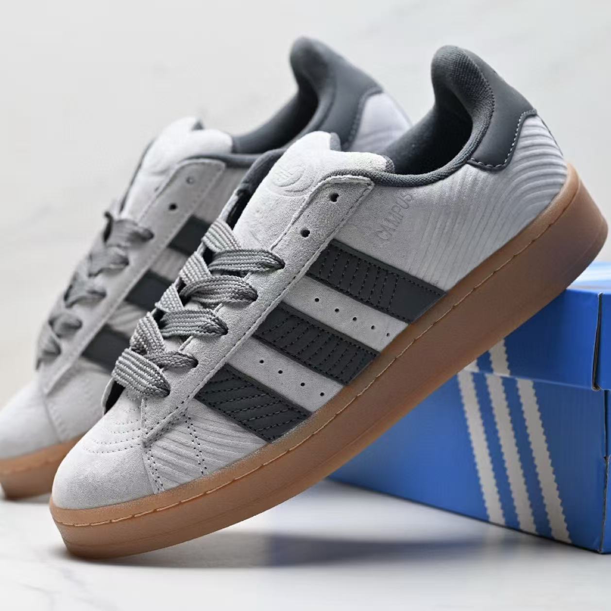 Adidas Campus