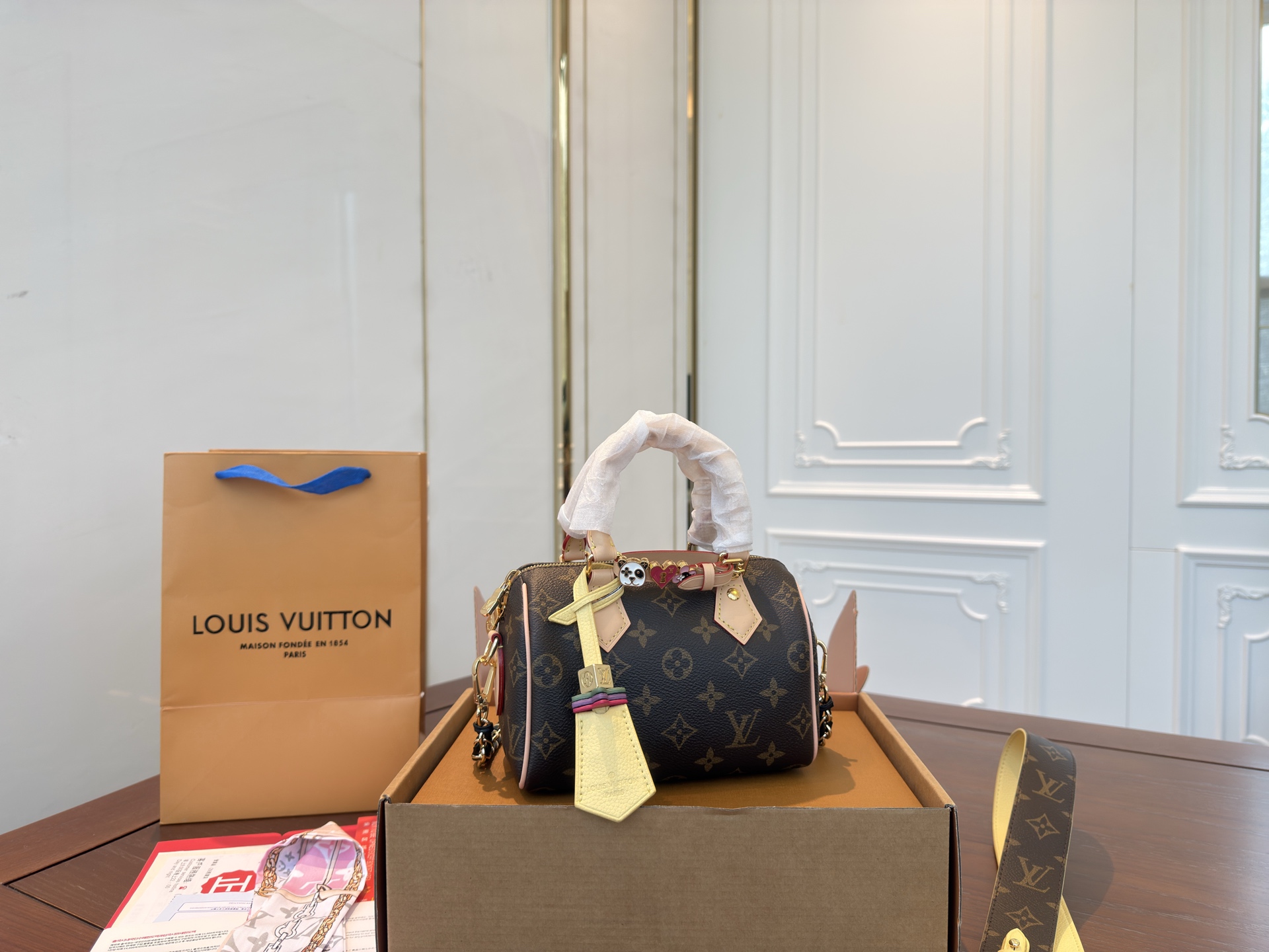 LV Speedy 18 shoulder bag