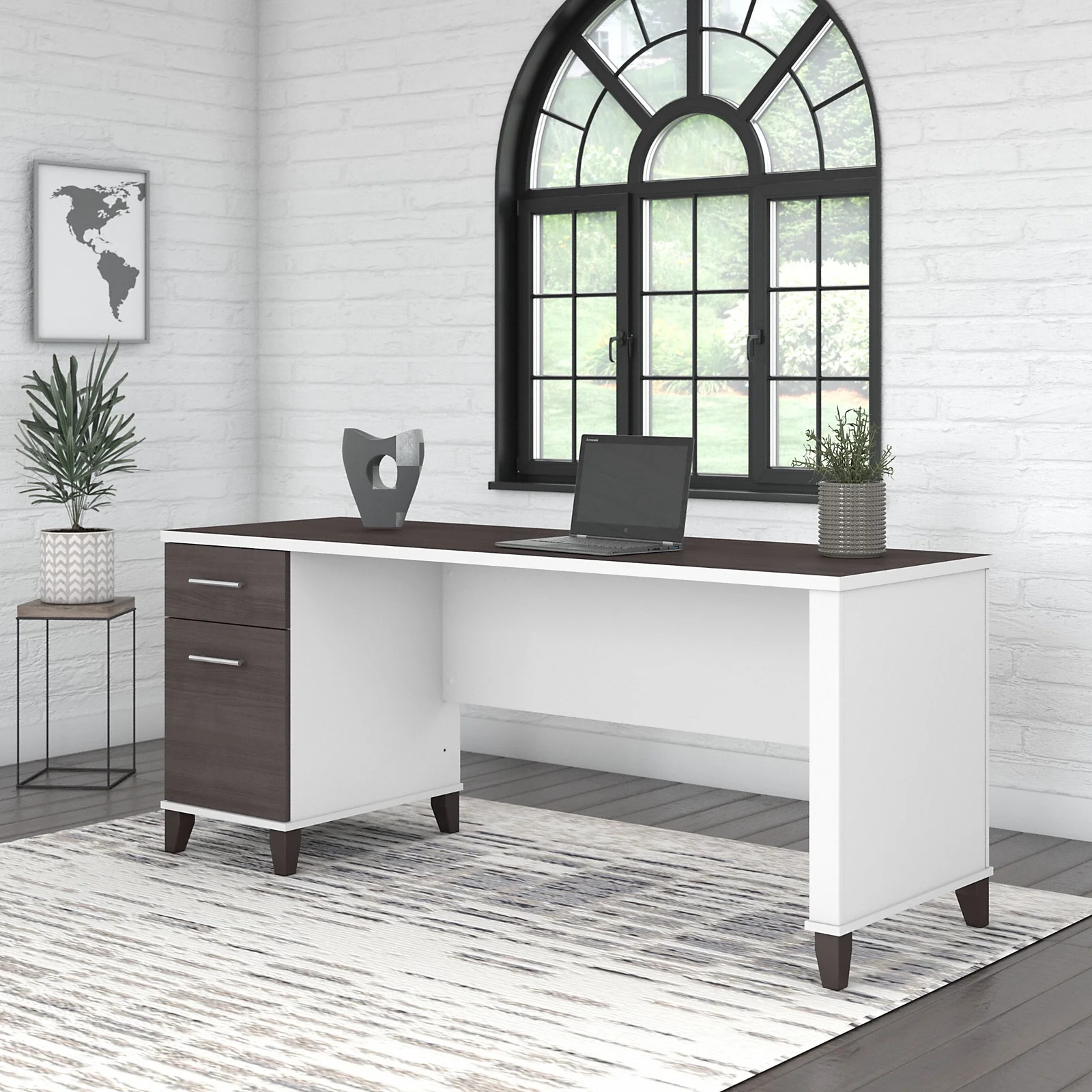 Cisco Desk