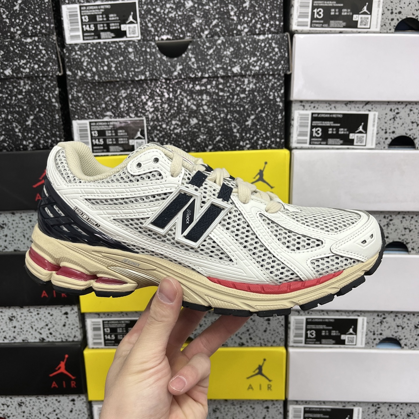 New Balance 1906 Sneakers detail 3