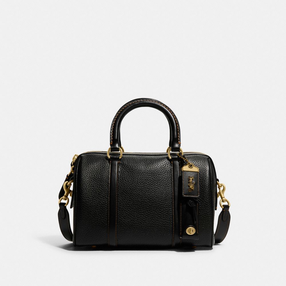 COAthtCH Classic handbags