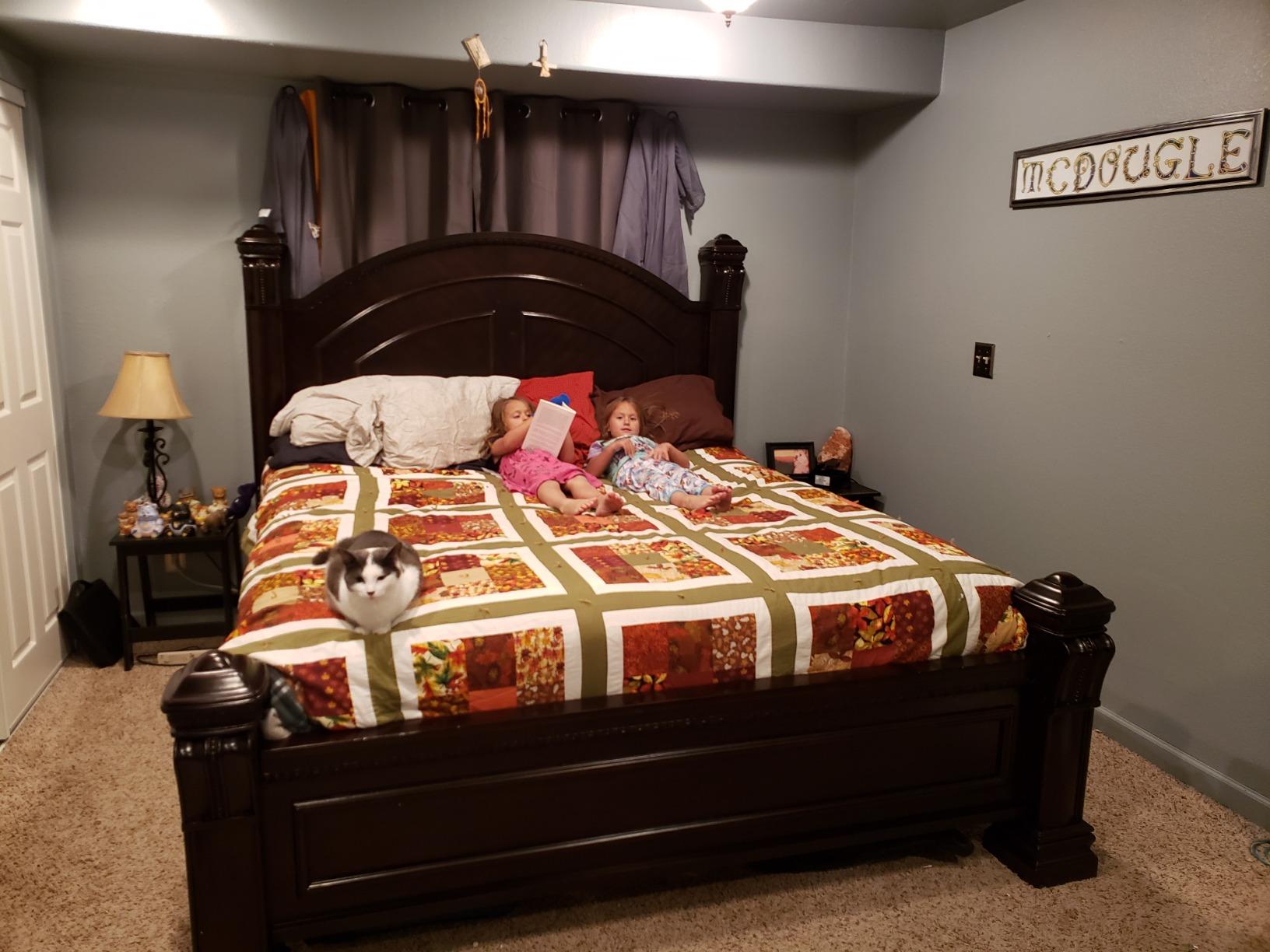 Lexington Low-Poster Bed